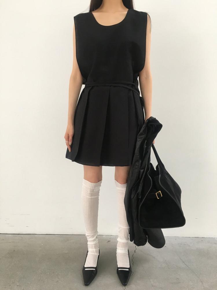 [블랙당일] breathe 브리드 텐셀 플리츠 원피스