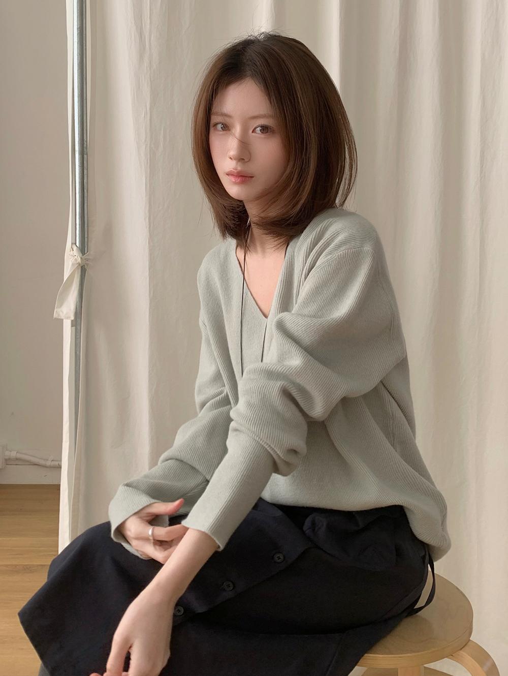 슬로우앤드 [무료배송] made. 플랫포인트 워셔블 딥브이넥 니트 - 5 color (예약주문: 3/27 이후 순차출고예정)