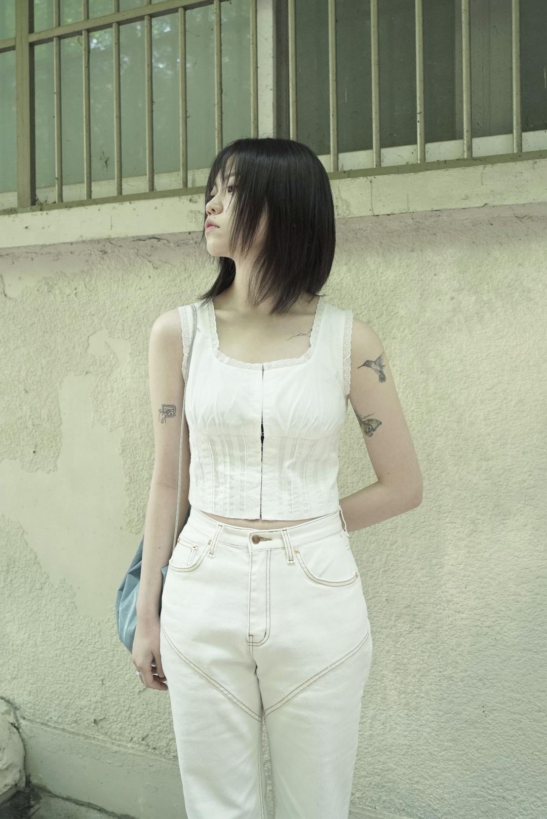 lace bustier