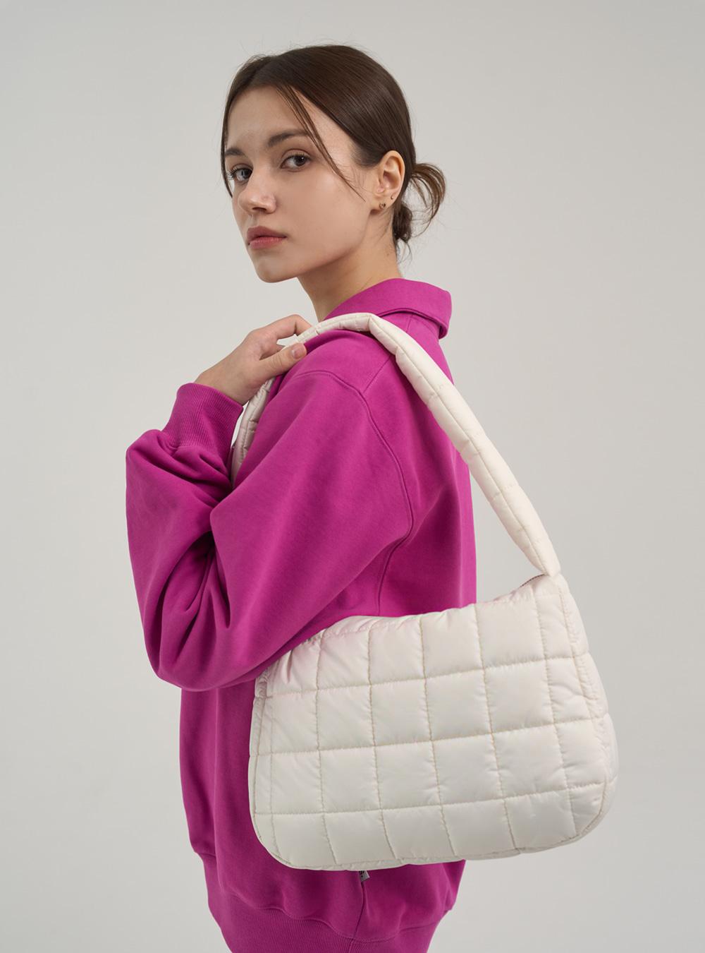 ODD BAG (IVORY) - 10/27 예약 발송