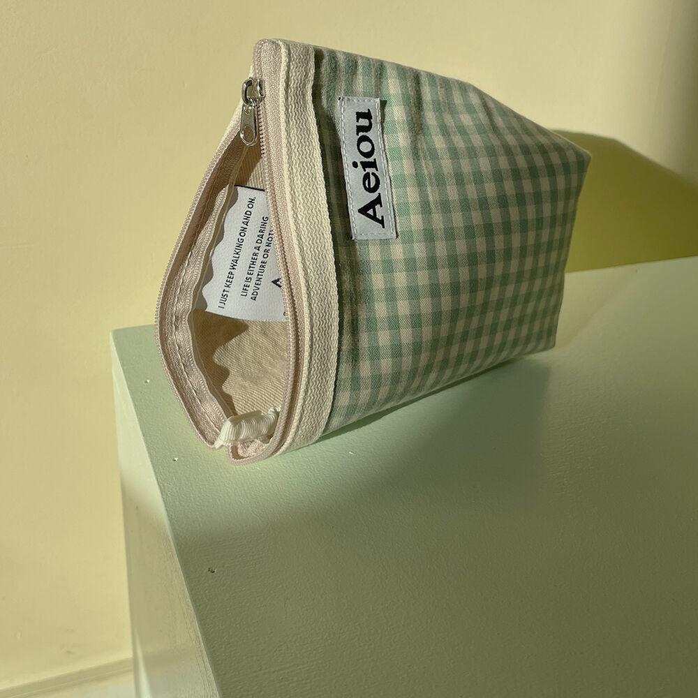 Aeiou Basic Pouch  (M size) Blue Green Ginghamcheck