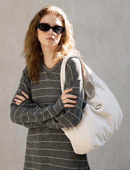 CP2. URBAN VELVET SHOPPER BAG CREAM