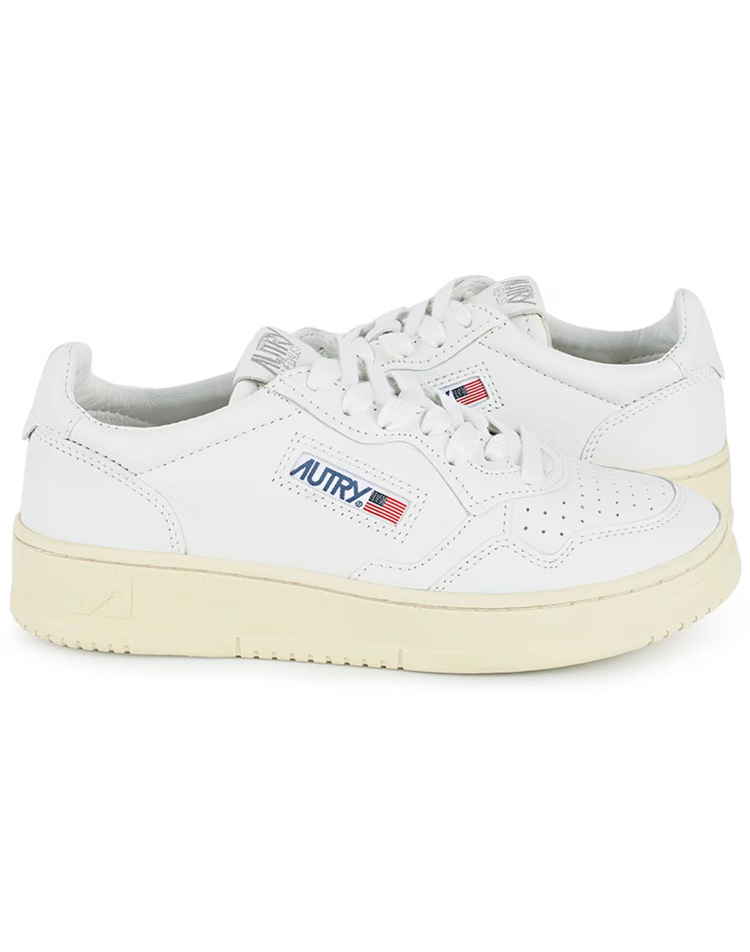 23 F/W 오트리 여성 메달리스트 고트 레더 로우탑(올화이트) AULW GG04