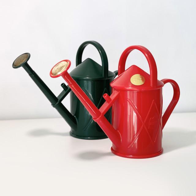 HAWS 호즈 플라스틱 물뿌리개 1L 물조루 물조리개 Watering Can 100 Green Blue Sage Duck Egg Blue Red 작업실순 스튜디오순 순스토어