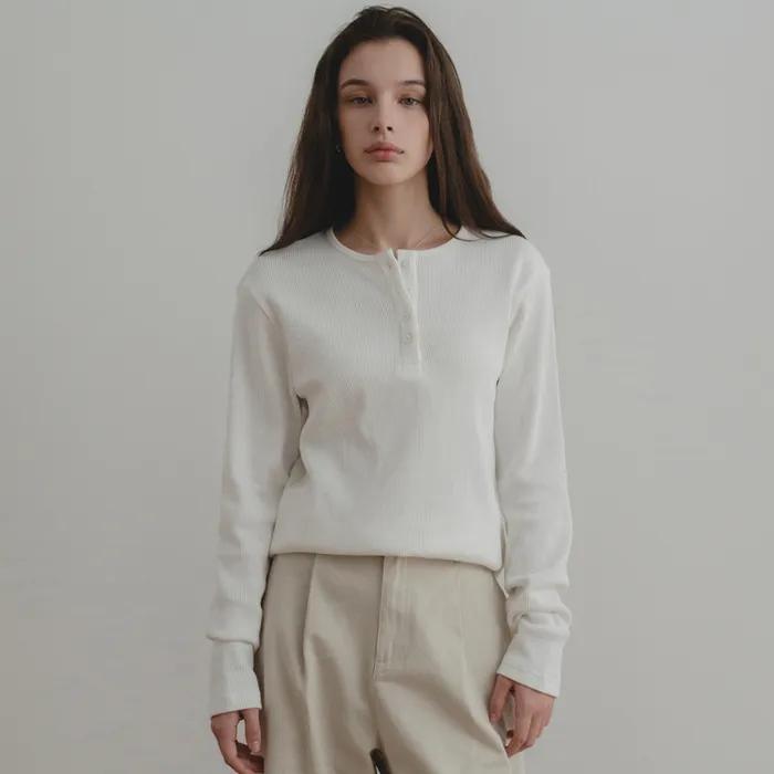 Lounge button t-shirt (white)