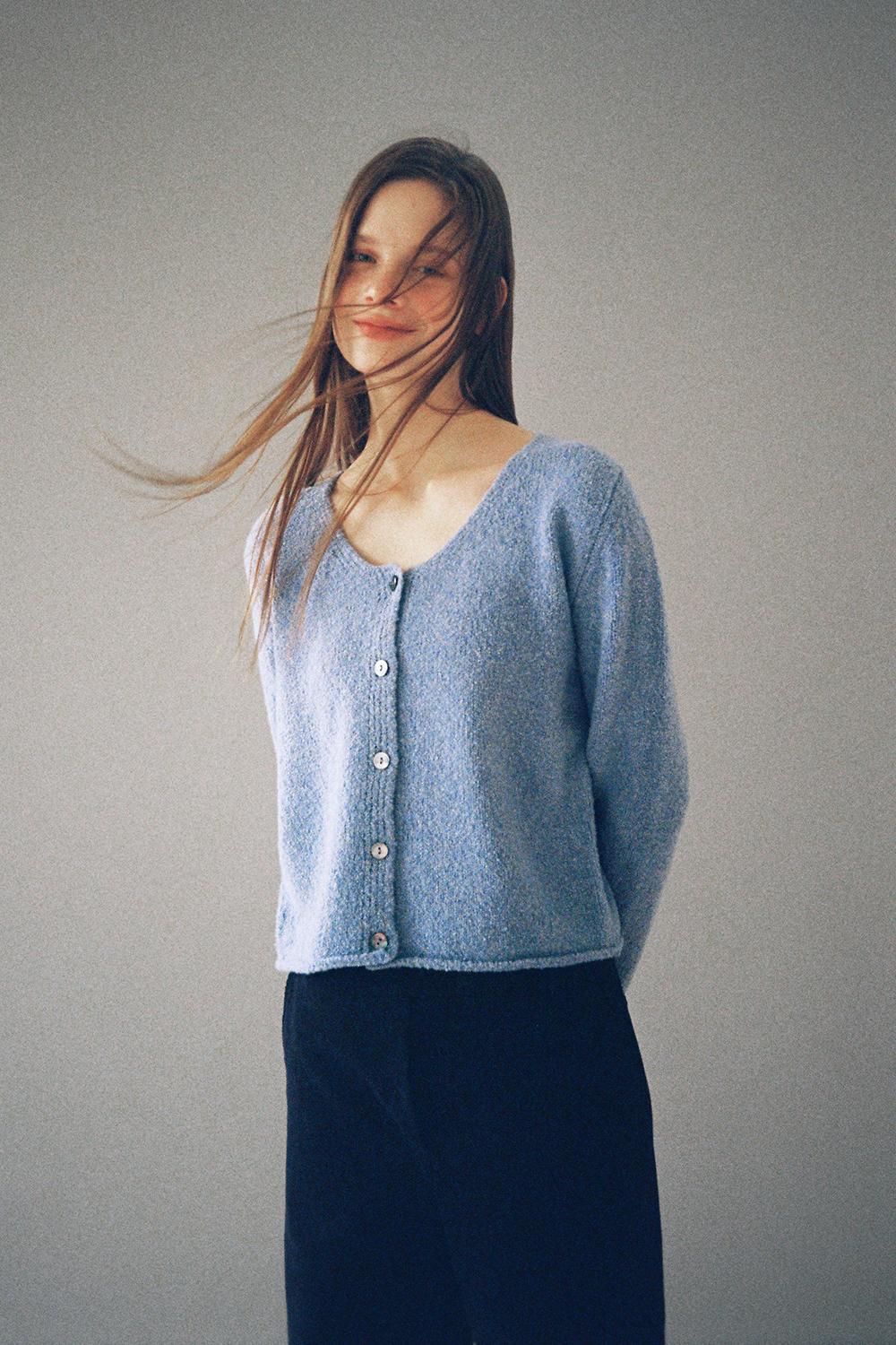 Cloud Boucle Cardigan (fog blue)