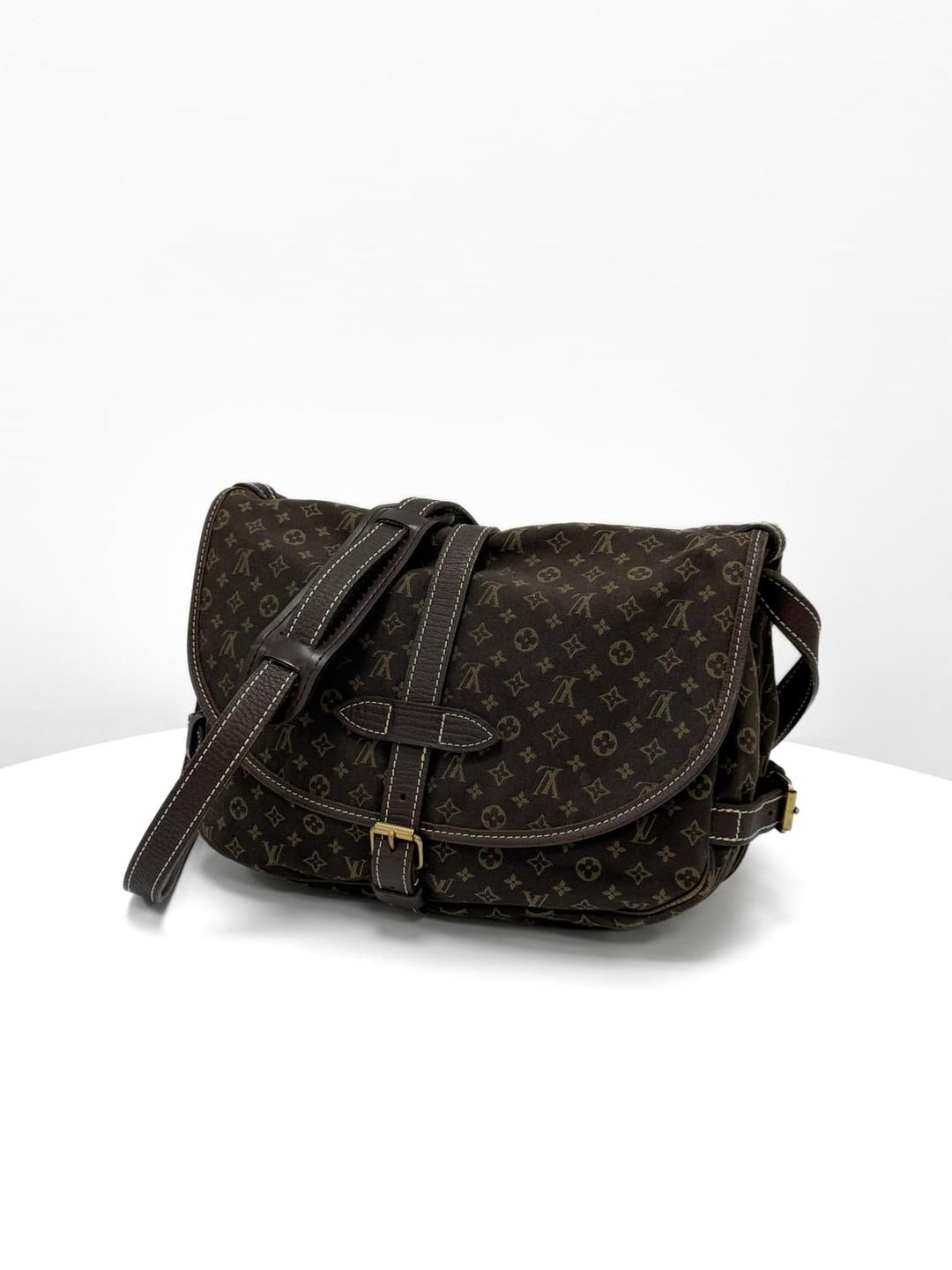 루이비통 소뮈르 미니린 모노그램 캔버스 크로스백 | 후루츠패밀리