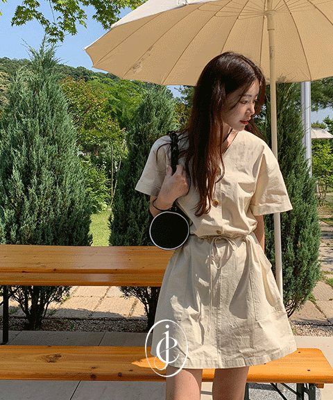 [오늘출발🚚] [another leeds] 디즌 단추 브이넥 미니 원피스(여름원피스/미니원피스/반팔원피스/버튼원피스/스트링원피스)