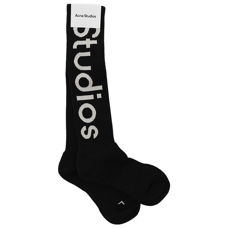 국내배송)아크네 23SS C80132 AR0 자카드로고 롱 삭스