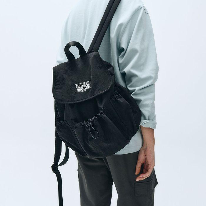 CLASSIC LOGO STOPPER POCKET BACKPACK black