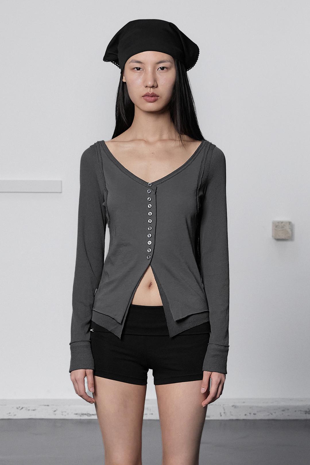 V-NECK BUTTON CARDIGAN / CHARCOAL