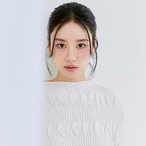 [미리주문10%]X요이츠 25SS 반달 플리츠 블라우스