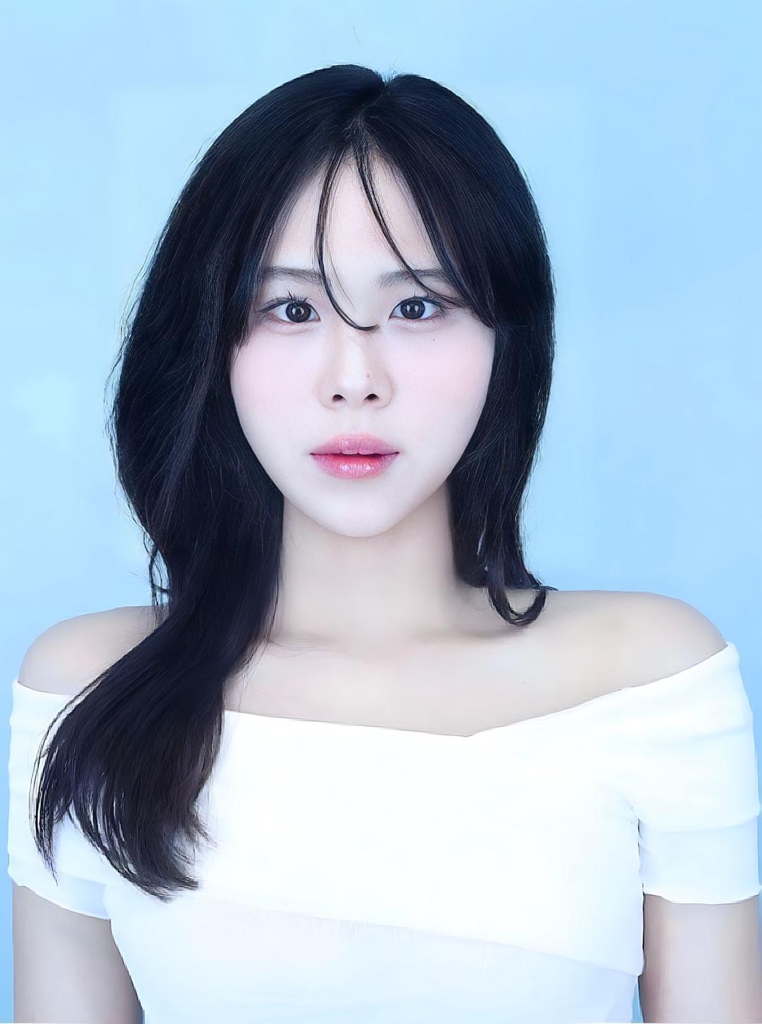 [증명사진/프로필사진] 오프숄더 사선 골지 랩 반팔티 3color 증명사진 프로필사진 인생네컷 네컷사진 사선랩니트 랩니트 반팔니트 반팔티 오프숄더티