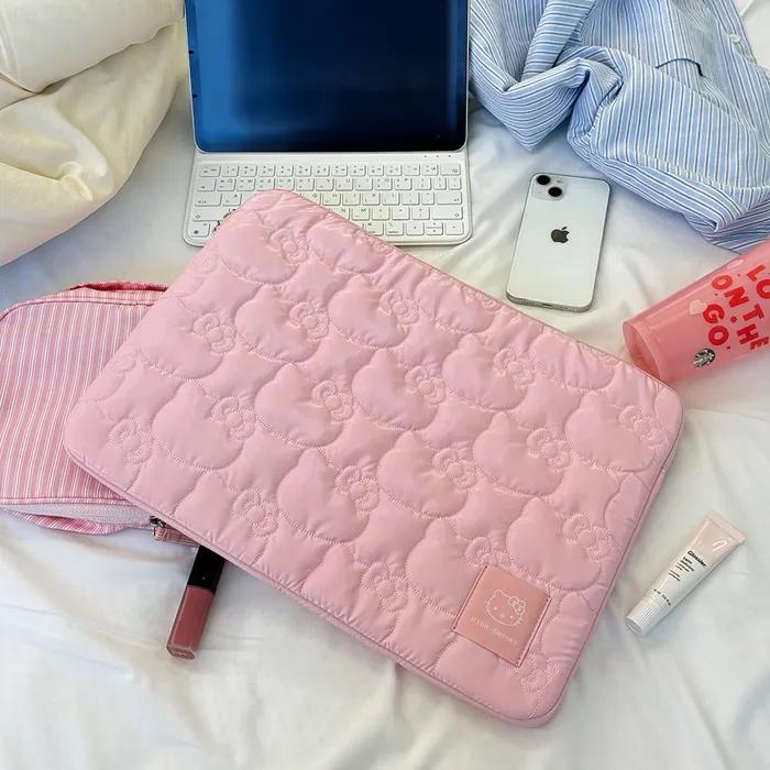 Hello Kitty Padded Notebook Pouch (15inch)_HC2511PC002O