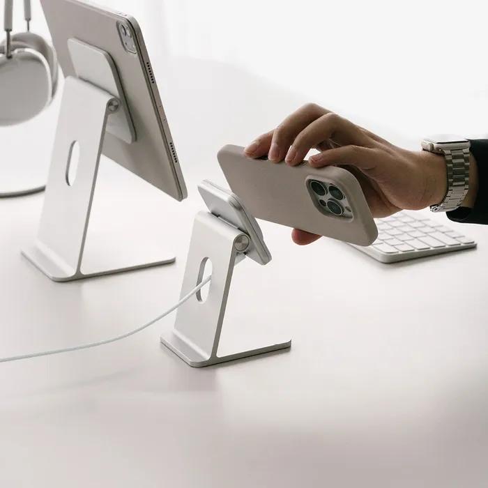 Qi2 15W 마그네틱 무선 충전 스탠드