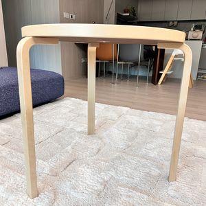 아르텍 알토 테이블 90b