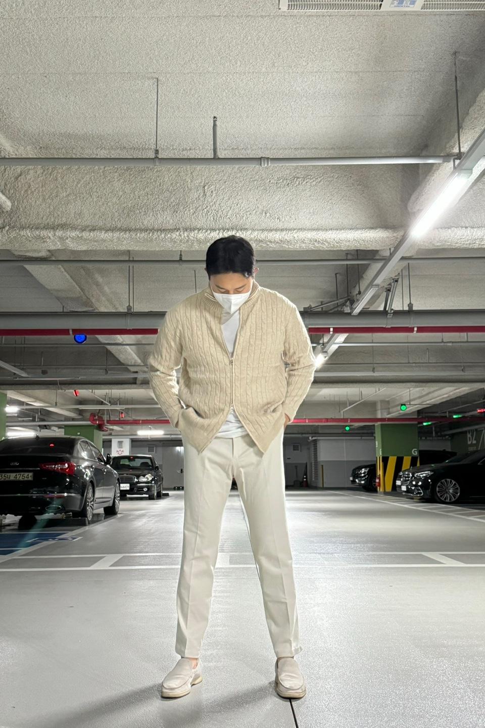 없던 라인도 살려내는 해리포터급 마법 치노팬츠