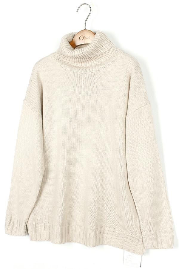 미사용품 LATINA 폴라넥 니트 WOMAN_M