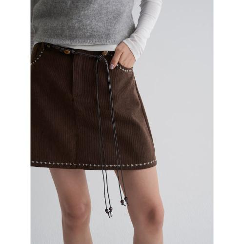 코듀로이 자수 스커트  브라운