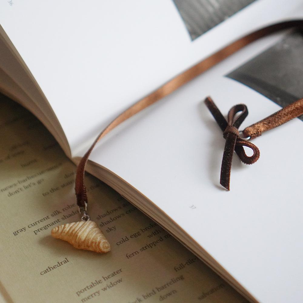Croissant Bookmark _3type (velvet)