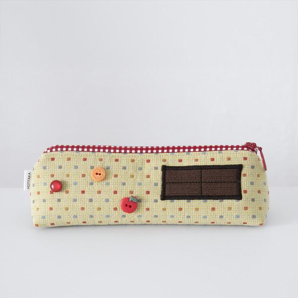 창문과 문고리가 달린 연필집(94)