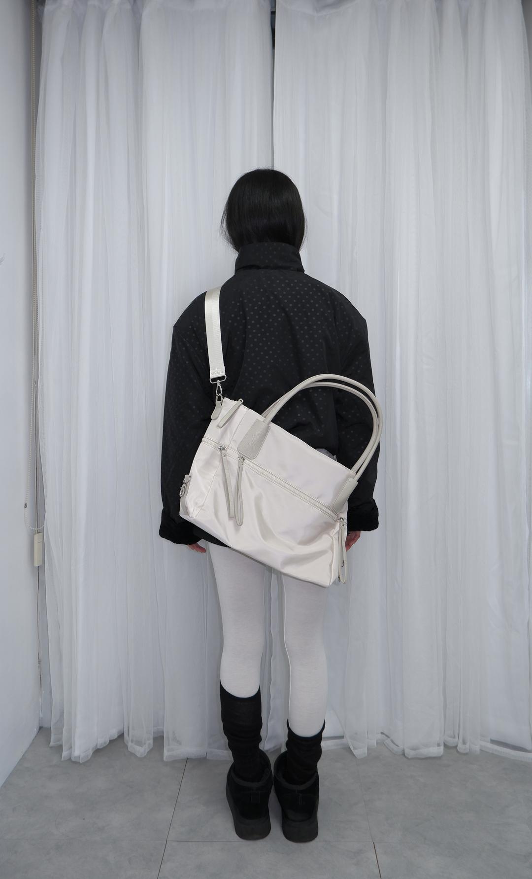 Travel bag