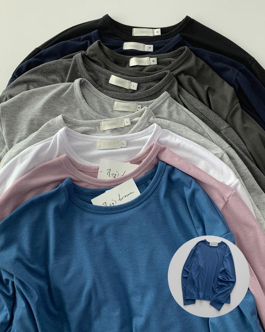 미니멀 롱 슬리브 티셔츠