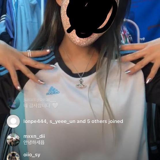 어항빈티지 아디다스 하늘포인트 반팔티