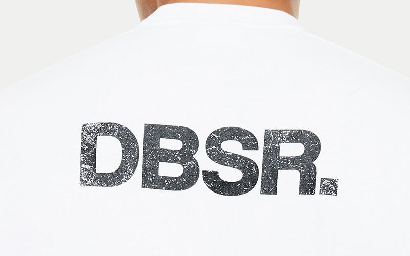 DBSR. 빈티지로고 머슬핏 반팔 (화이트)