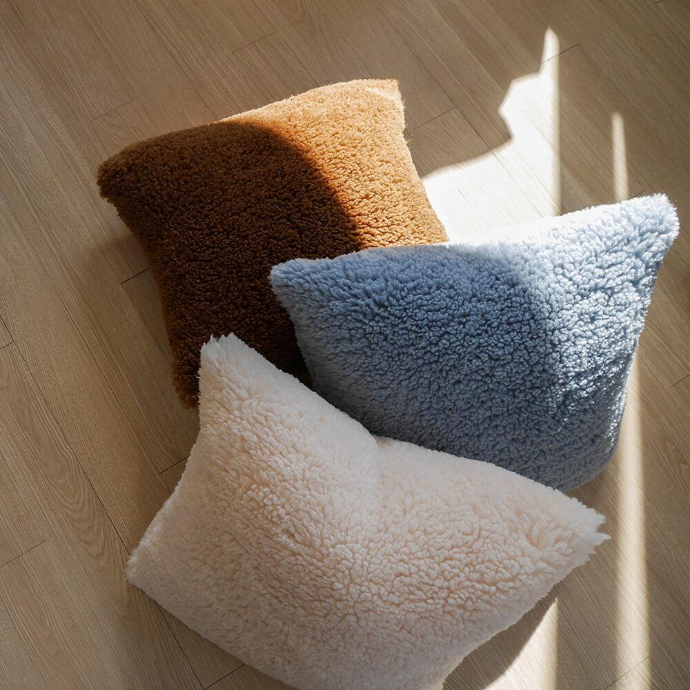 eco lamb cushion