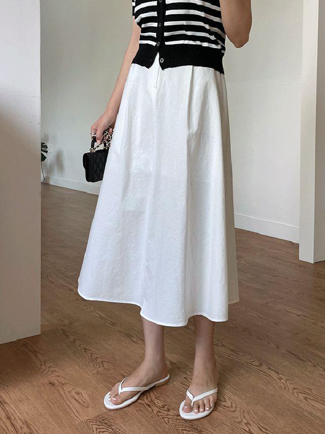 글로우 핀턱 플레어 롱 스커트 (3color)