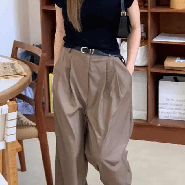 아워 티 블랙,화이트, 브라운 [반팔/여름코디/코디추천/데일리/캐주얼/대학생/직장인/미니멀/심플/y2k]