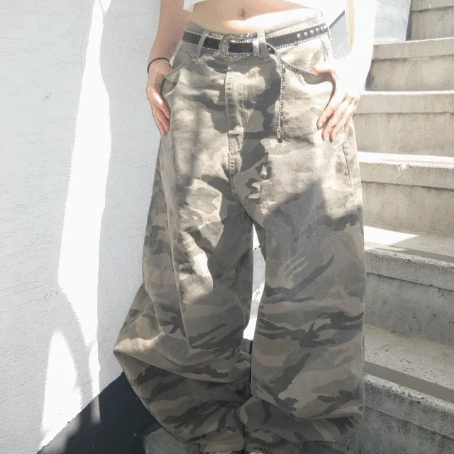 military mega wide pants