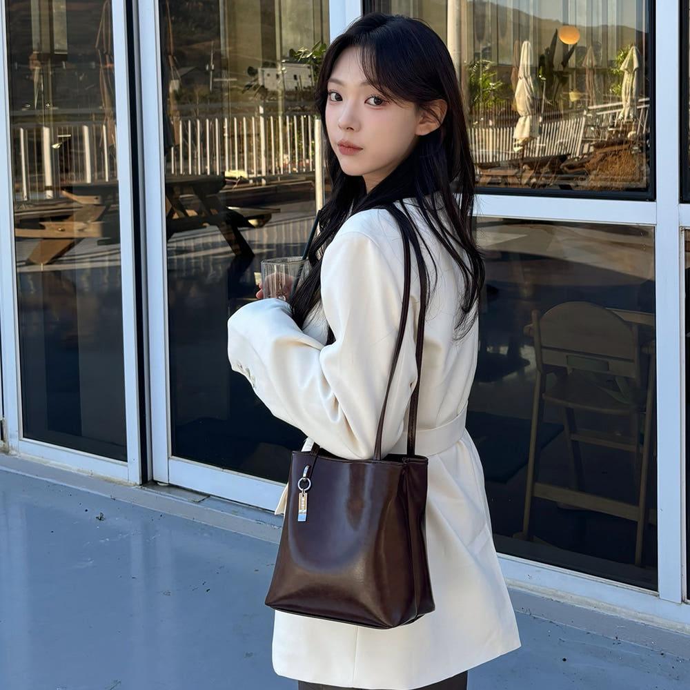 [~1/8 순차발송] 마르헨제이 김소현가방 데일리 숄더백 로메백 (비건레더)