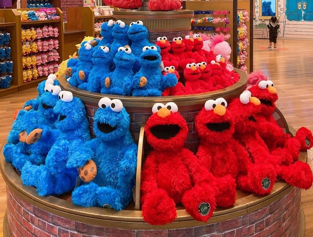 유니버셜스튜디오 USJ 세서미스트리트 L사이즈 인형 [ 엘모 / 쿠키몬스터 / 빅버드 / 몹피 ]