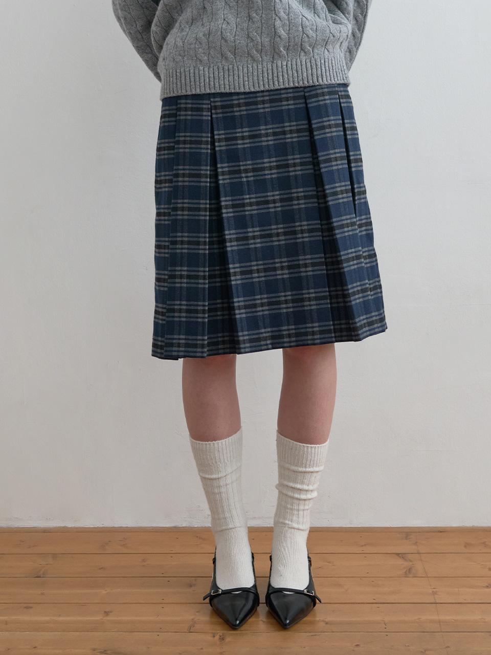 Check Pleats Skirt Navy