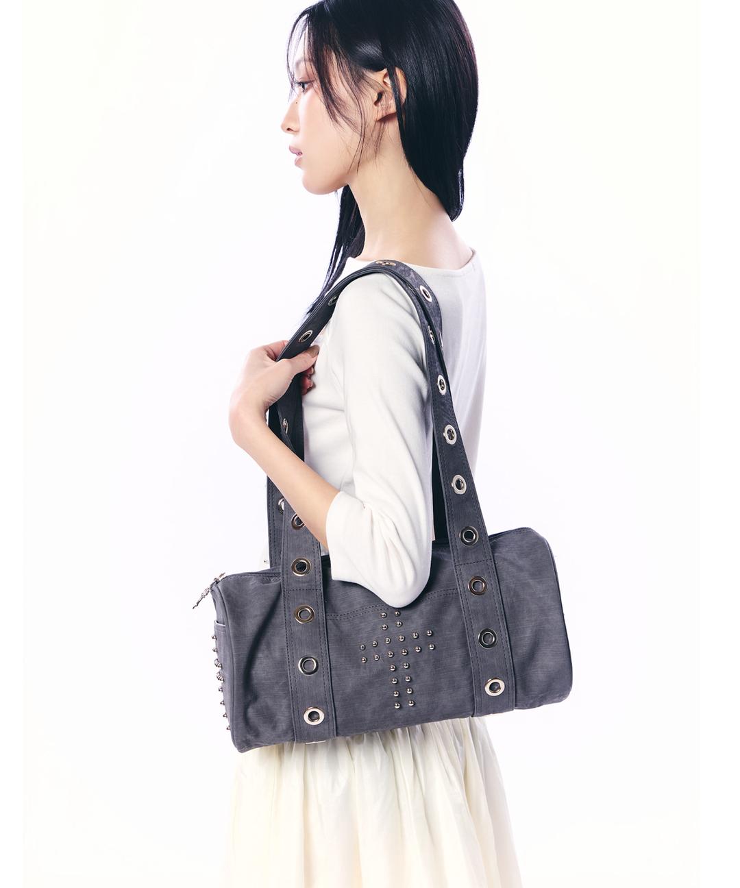 EYELET STRAP DUFFLE BAG / CHARCOAL