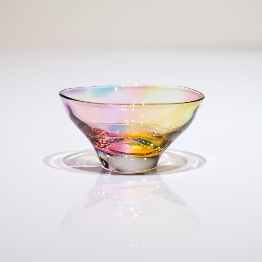 【楽天市場】glass calico ミナモプリズム ぐい呑 冷酒器 【単品販売】 グラスキャリコ ハンドメイド ガラス酒器 おしゃれ 来客用 ギフト プレゼント：酒器・グラスの専門店 美酒器や