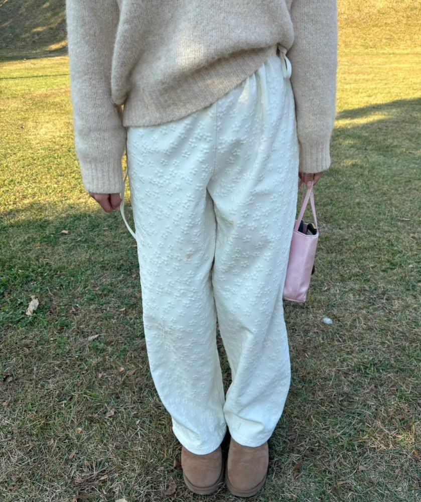 무료배송 유니즈 기모 플라워 엠보 팬츠 / 스트링 기모 팬츠 / 스트링 플라워 팬츠