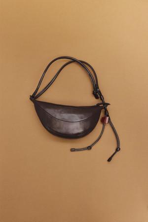 [EXCLUSIVE] Small fling bag(Glossy crack burgundy)