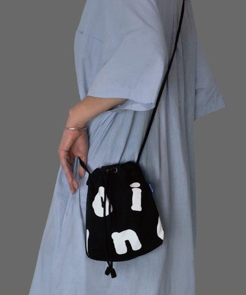 노비오(NOVIO)  오브 미니백 블랙_ 투웨이 숄더백&크로스백 - 사이즈 & 후기 | 무신사