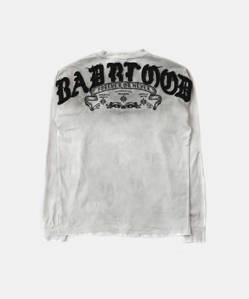 미스틱 캡슐 로고 패치 롱슬리브 – 화이트