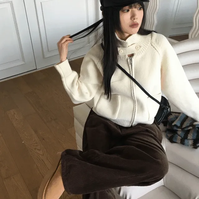 리넷 버튼 하이넥 포켓 니트 집업