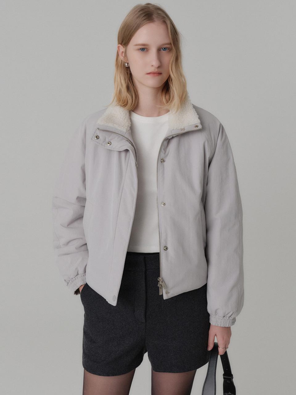 룩캐스트 앨리샤 시어링 숏 패딩_라이트 그레이 / ALYSSA SHEARING SHORT PADDING_LIGHT GREY