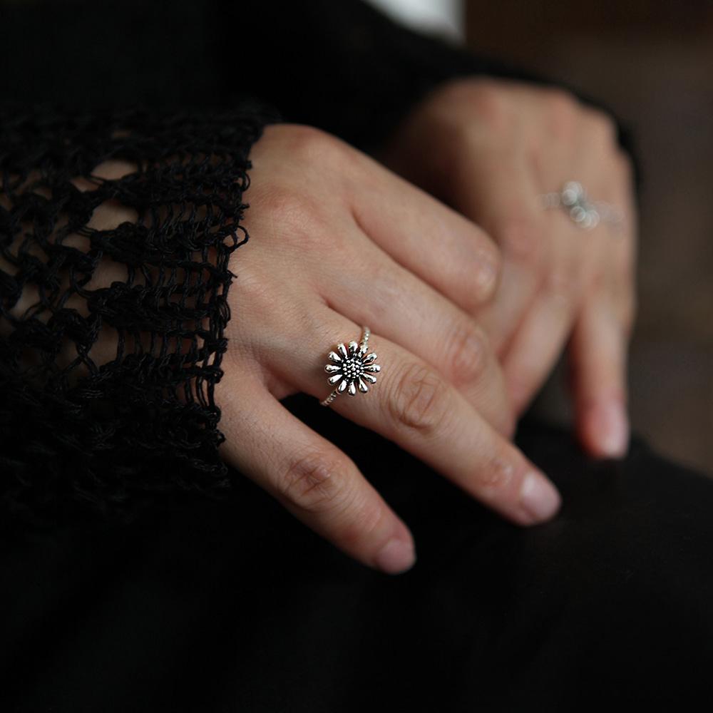 해바라기 엔틱 플라워 플랫 도트 반지