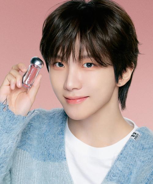 도트 온 무드 오버 멜팅 글로스