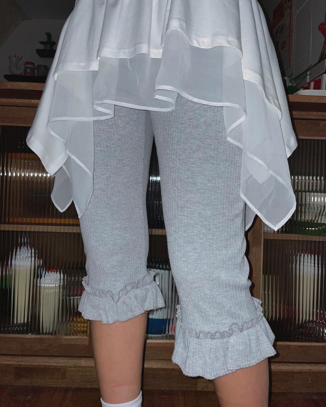 도우치도우치 (2color) 프릴 7부 바이크 팬츠