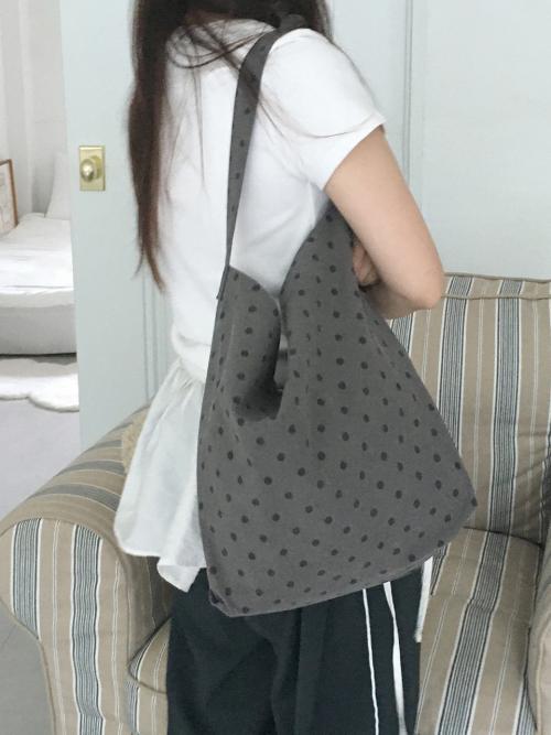 Momo Bag_Charcoal