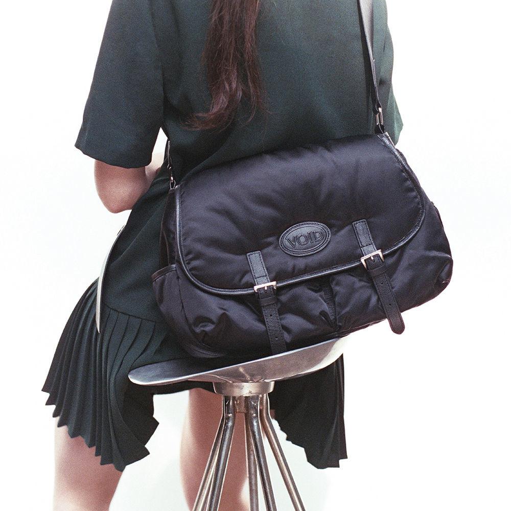 Big cushion messenger bag