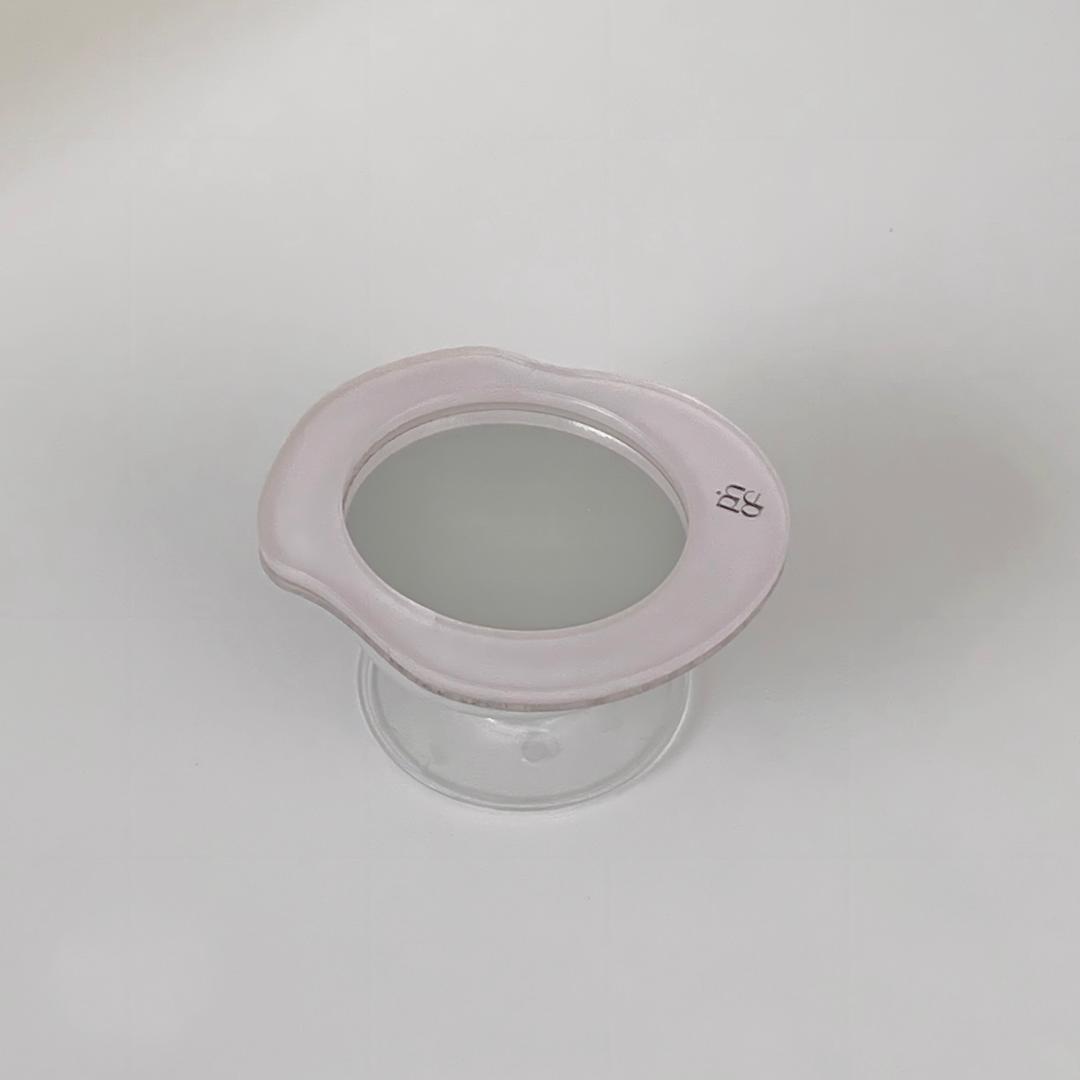 Pink Mirror tok